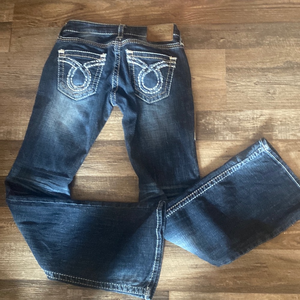 Women’s jeans